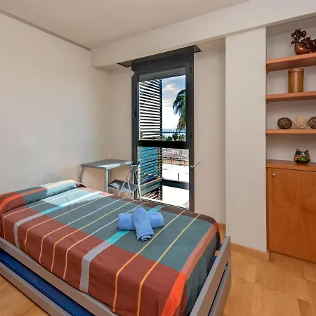 Triplex Seaview Apartamento *